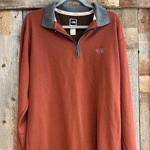 North face mens large. Nice fall color!